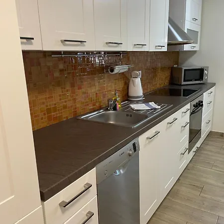 Apartmán Quota 1010 *