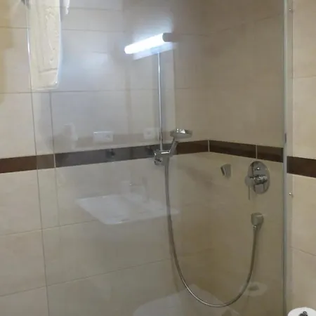 Apartment Quota 1010 *