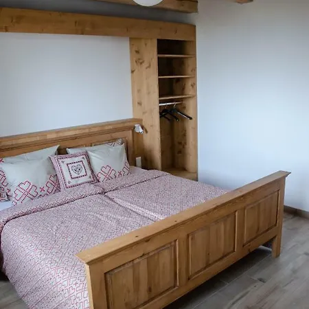 Apartmán Quota 1010 *