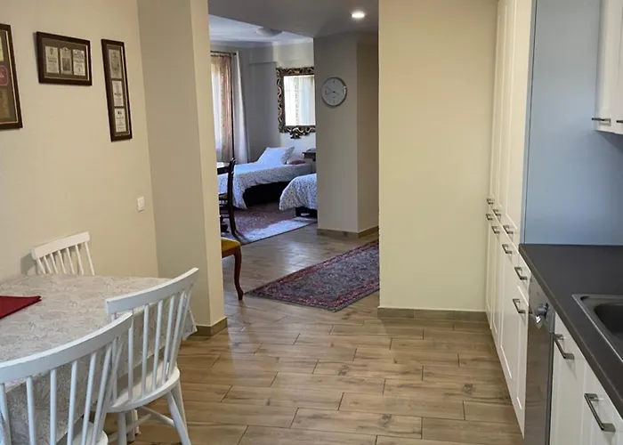 Quota 1010 Apartment *